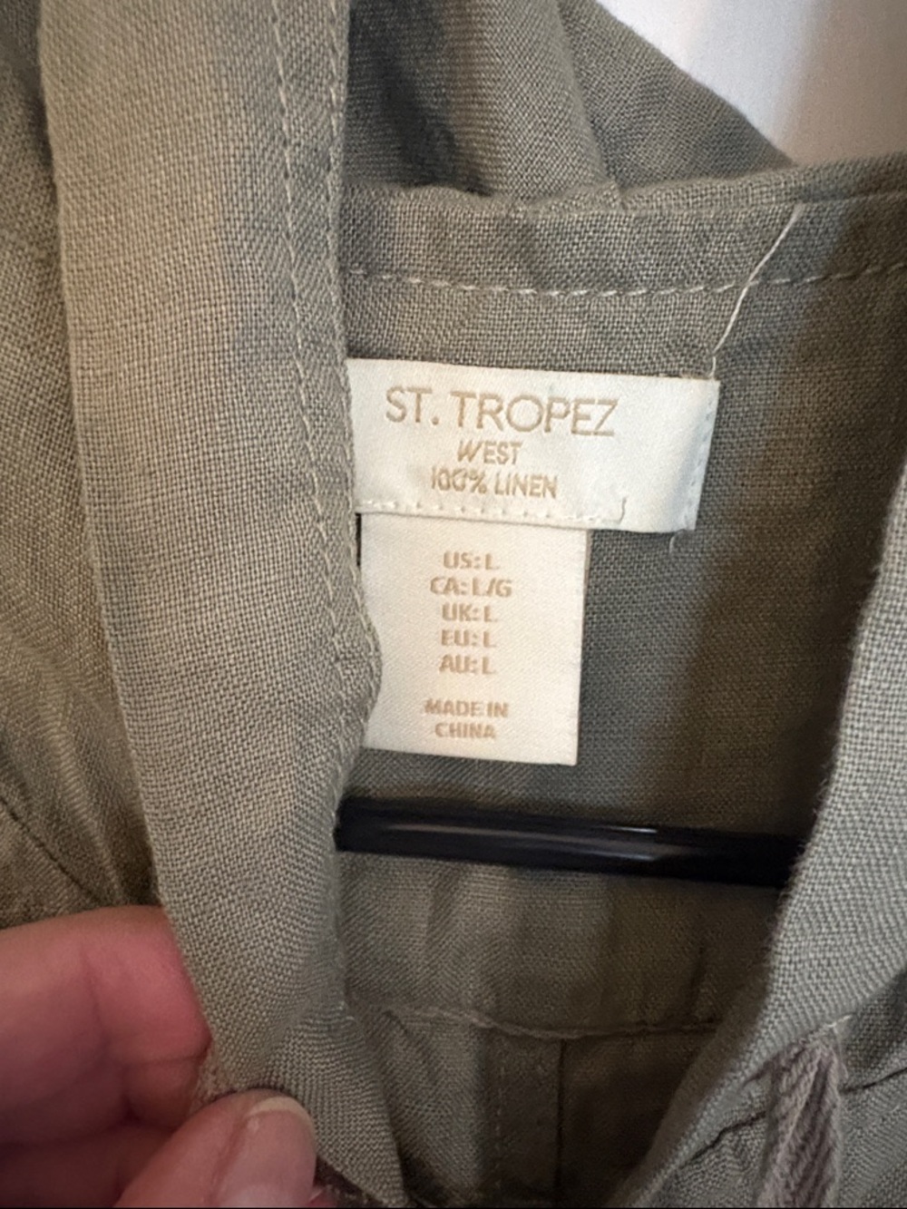 St. Tropez West Linen Hooded Utility Vest — Olive size large excellent Condtion - Picture 2 of 3